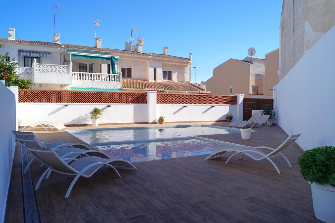 Apartamentos El Abuelo Τορεβιέχα Εξωτερικό φωτογραφία