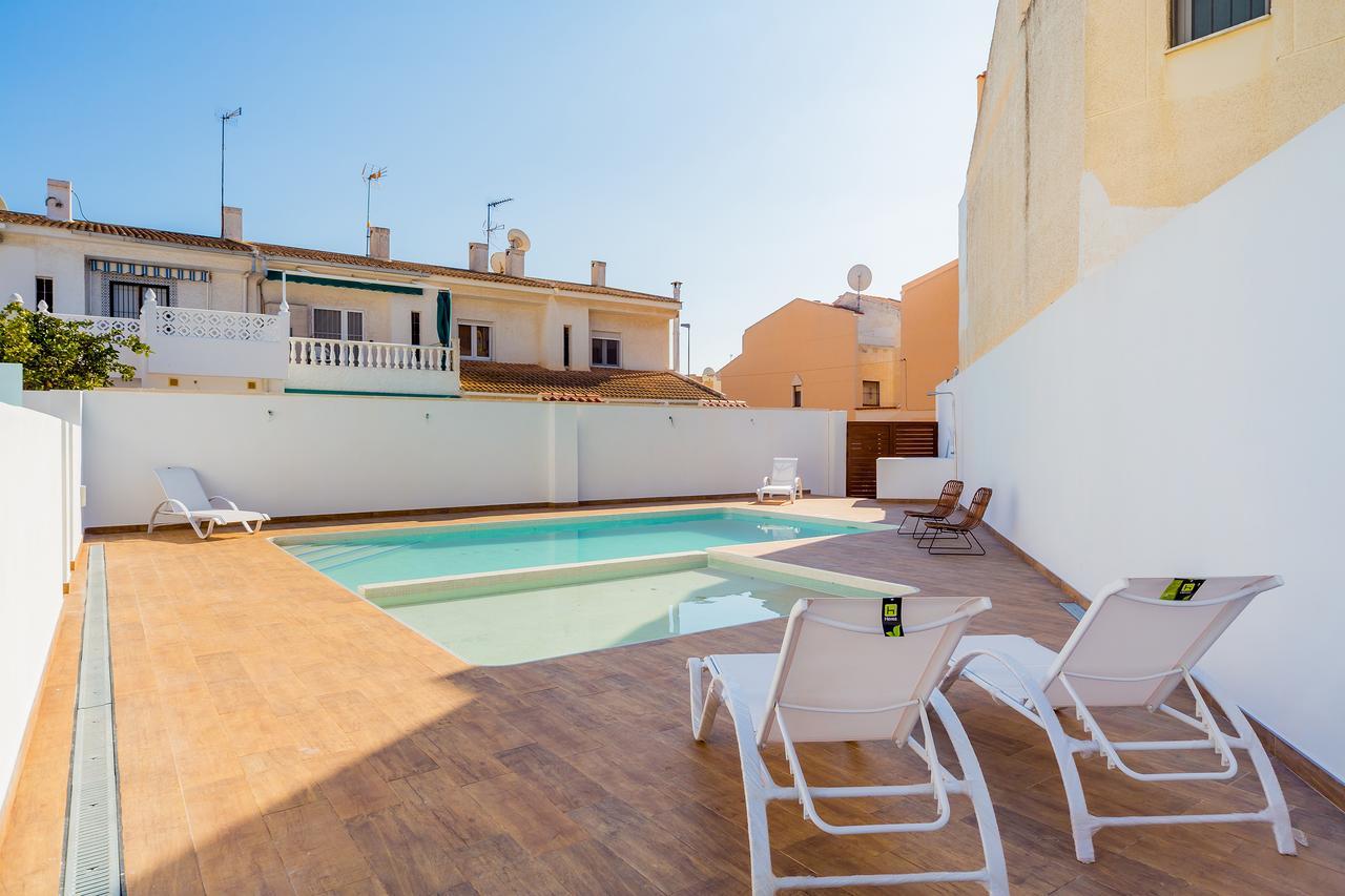 Apartamentos El Abuelo Τορεβιέχα Εξωτερικό φωτογραφία